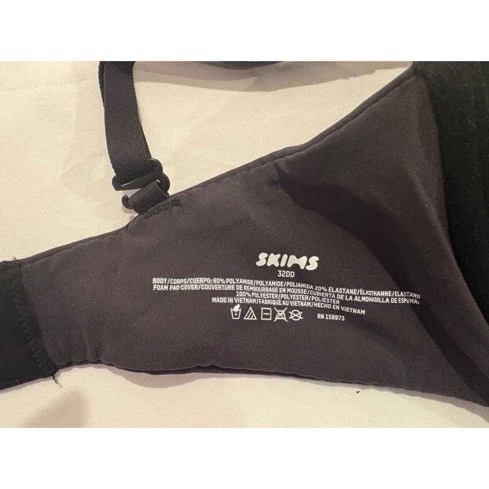 SKIMS Fits Everybody T-Shirt Bra Onyx Black Underwire 32DD BR-UWR-2294 NWT - Picture 4 of 4
